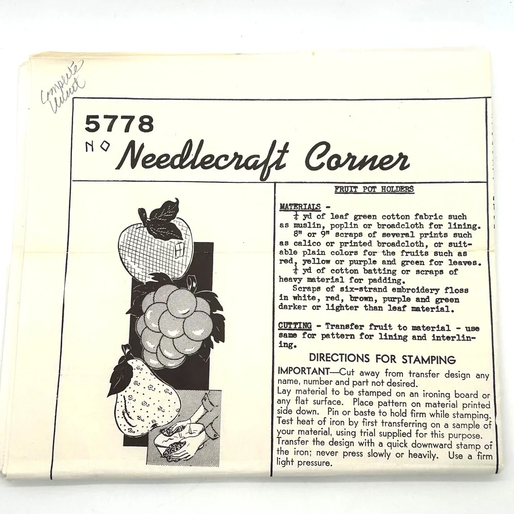 Vintage Needlecraft Corner Fruit Apple, Pear & Grapes‎ Potholders Pattern #5778